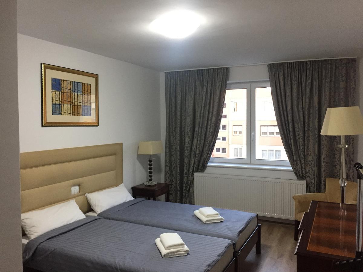 Hotel Eka Sebeş Extérieur photo
