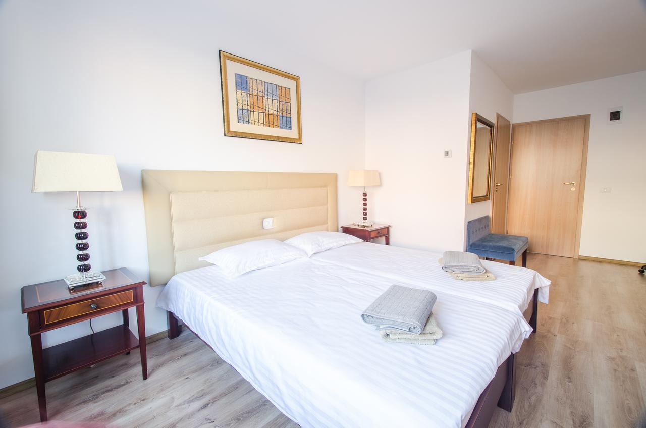 Hotel Eka Sebeş Extérieur photo
