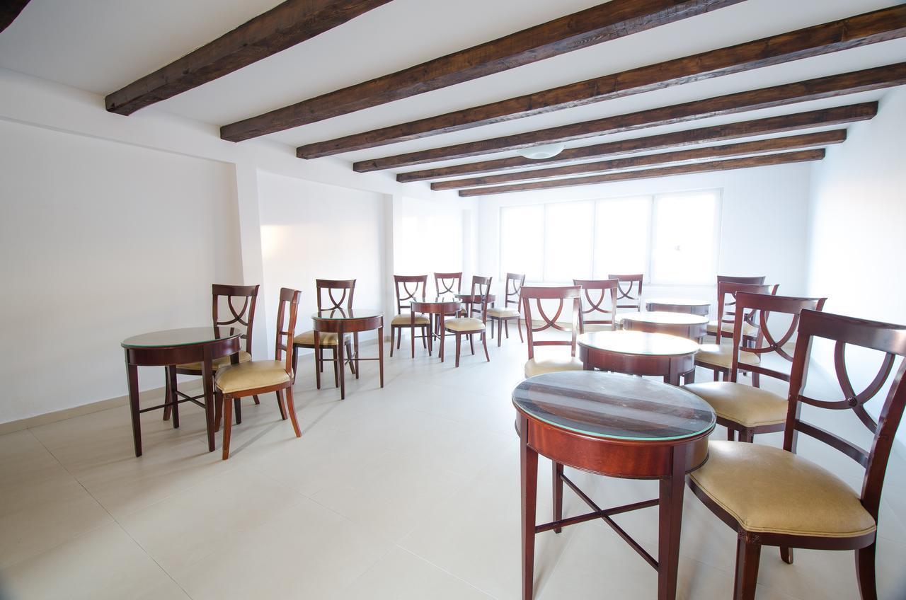 Hotel Eka Sebeş Extérieur photo