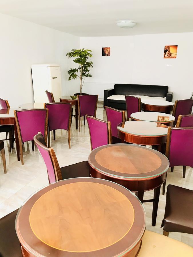 Hotel Eka Sebeş Extérieur photo